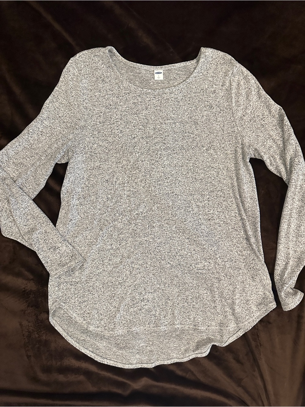 Old Navy Heather Gray Long-Sleeve Scoop Neck Top